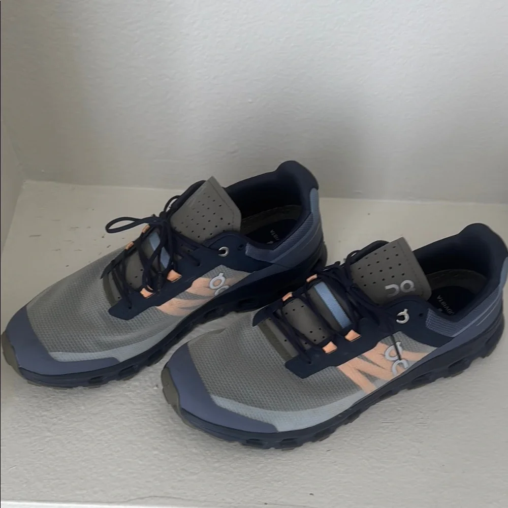 On Running Men's Cloudvista Gray with Peach Accent Training Shoes